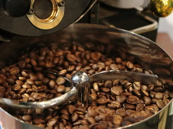 雰囲気と味に惹かれてシンコーヒーへ
