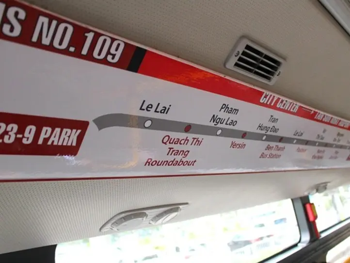 ホーチミンの空港から市内までを清潔な民間バスで移動！