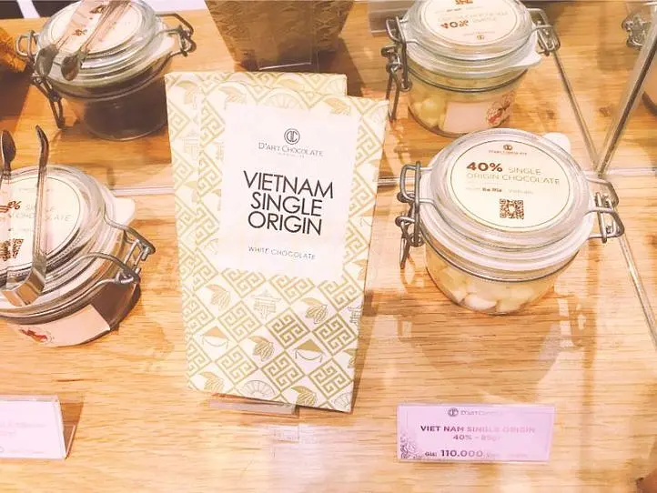 ベトナム産チョコレートの専門店〜D