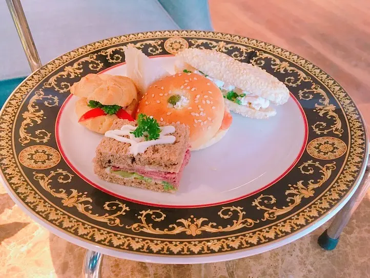 5ツ星・シェラトンホテルで大満足のアフタヌーンティーを