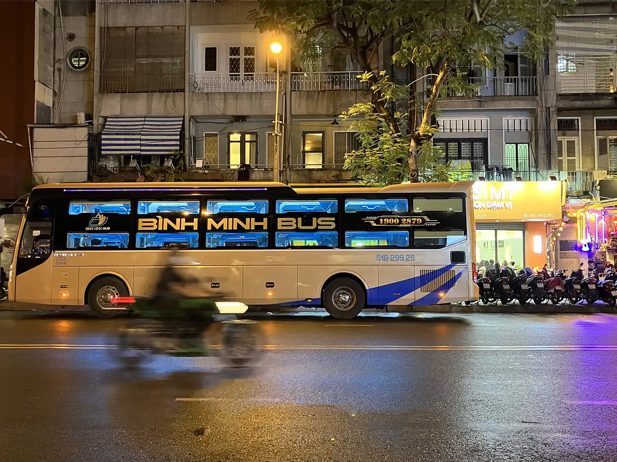 　夜行バスでニャチャンに行こう！