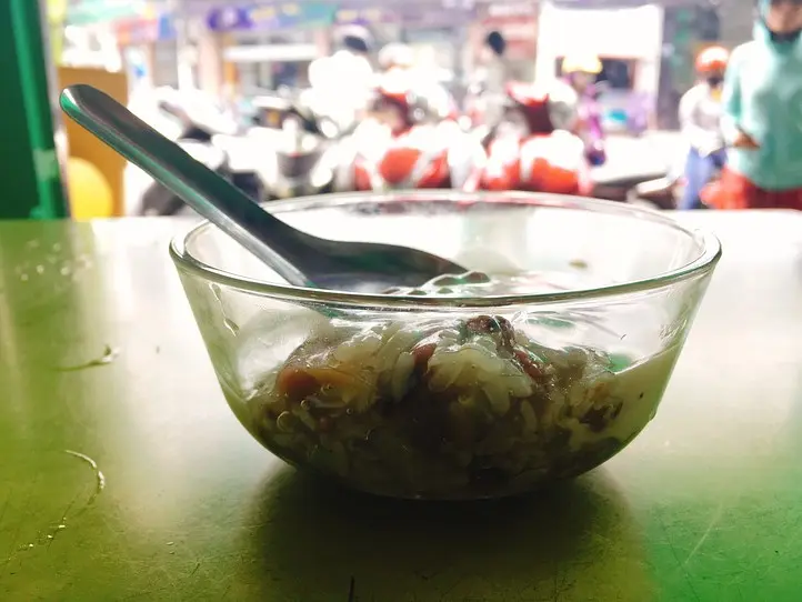 甘党が推す・チェーと鶏おこわの名店「Xoi Che BUI THI XUAN」（ソイ・チェー・ブイティスアン）