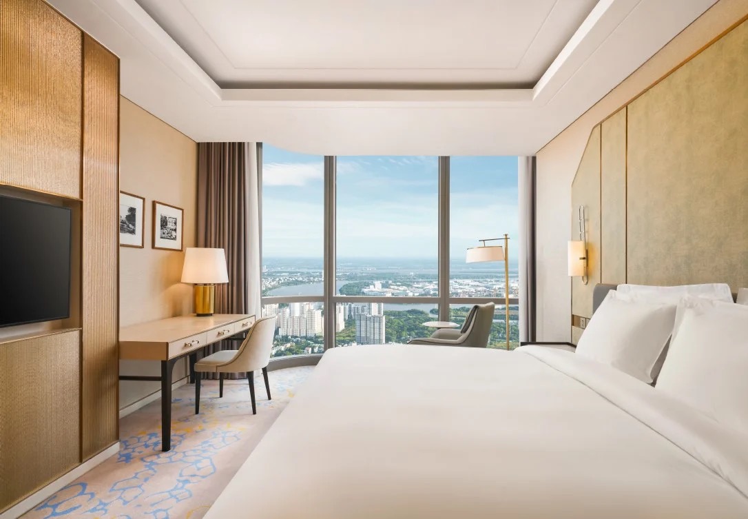 お部屋が花火観覧席に【12月31日限定】 Vinpearl Landmark 81ステイ