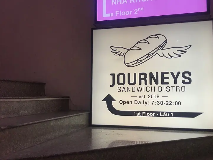 ボリューム満点のサンドウィッチが食べられるカフェレストラン～Journeys Sandwich Bistro