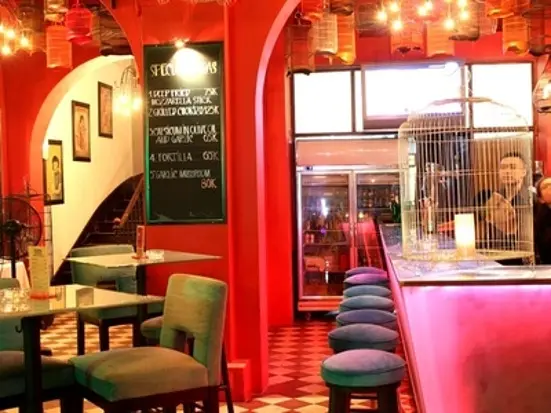 南国の風に吹かれて本格「タパス」を堪能