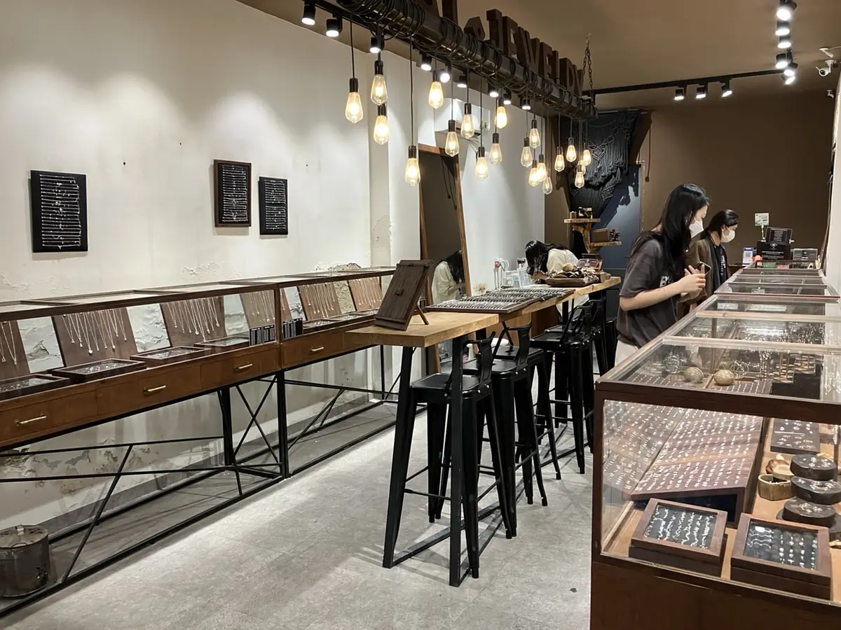 　ベトナムのシルバーアクセサリが買えるお店