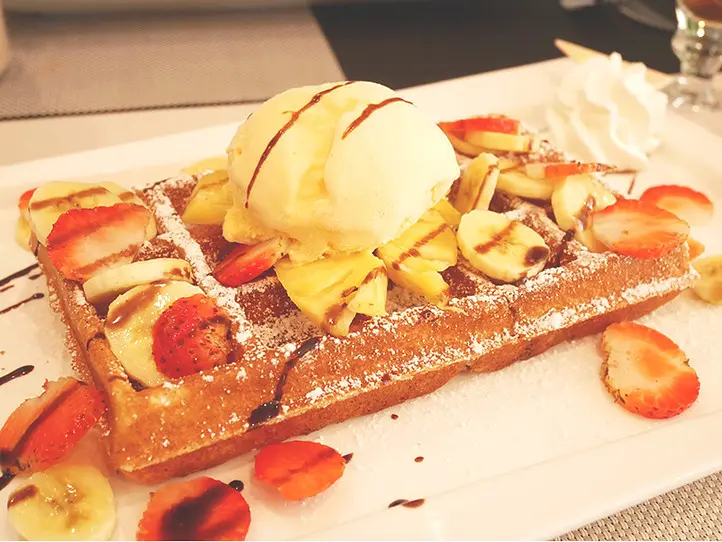 2区タオディエンにある、焼き立てワッフルが美味しいカフェ