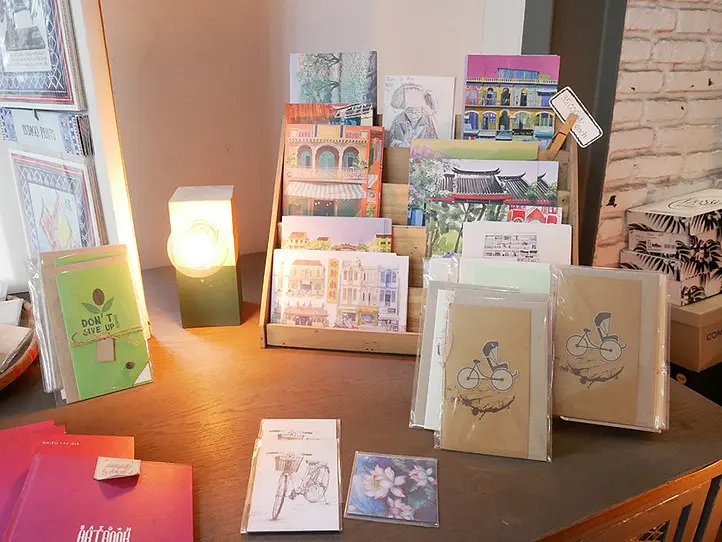 オシャレなセレクト雑貨も楽しめる、大人気カフェレストラン