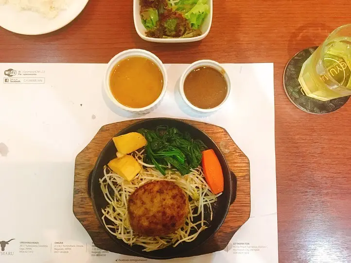 日本人街のハンバーグ屋さん「ぎゅう丸」