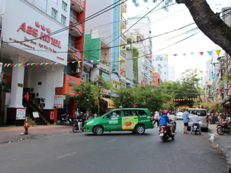 ファイブオイスターズレストラン