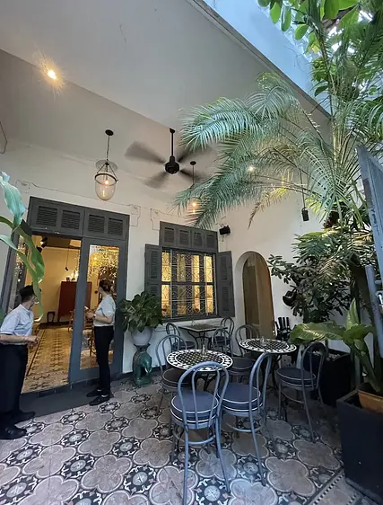 ノワール ダイニング イン ザ ダーク サイゴン