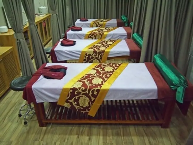 サワデカ・スパ