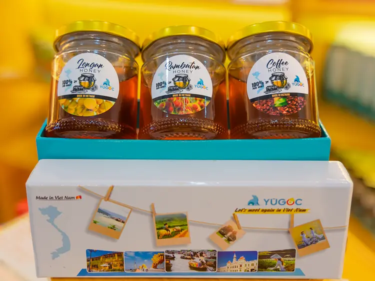 YUGOC レロイ通り本店