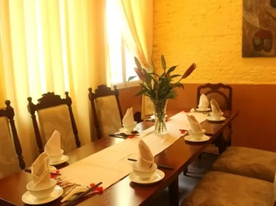 ラック・タイ・レストラン