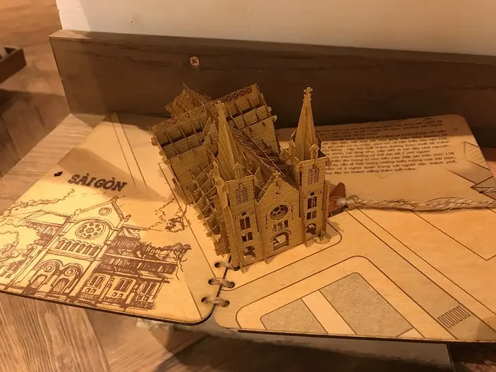 おしゃれなウッド調雑貨の宝庫！自分土産を買うならここ～The Craft House