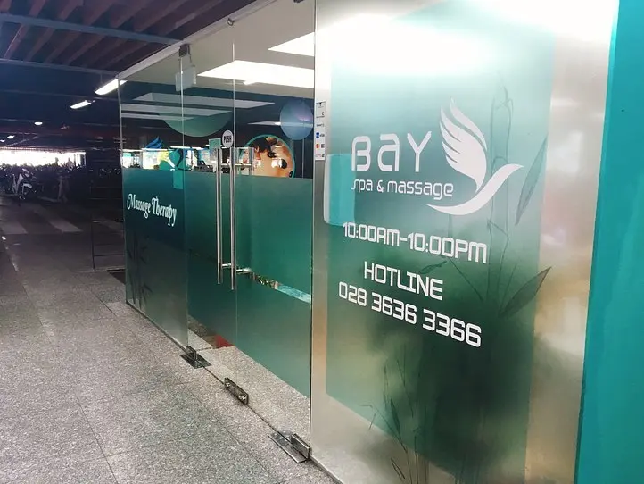 【タンソンニャット空港内】空港職員も通うベトナム料理店をご紹介