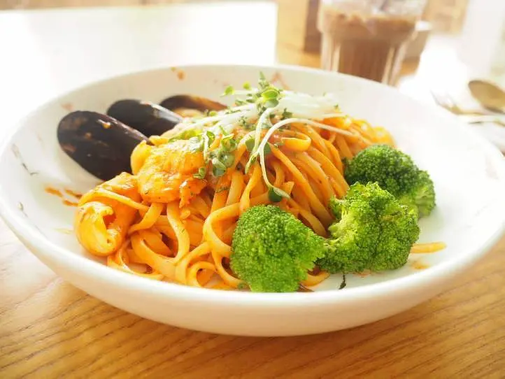 グエンフエ通りを見下ろせる、居心地の良いカフェレストラン～Haan - Drink & Eatery～
