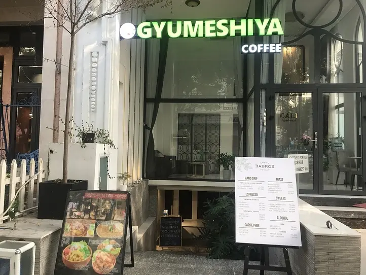 ホーチミン7区のコーヒーを使ったスイーツが美味しいお店2選