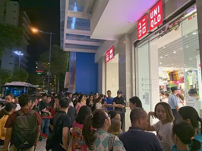 ベトナムホーチミンにユニクロ１号店がついにオープン！