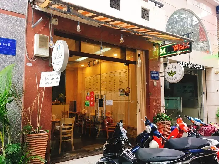 フレッシュな野菜がたくさん食べられるサラダバー「DELISA（デリサ）」