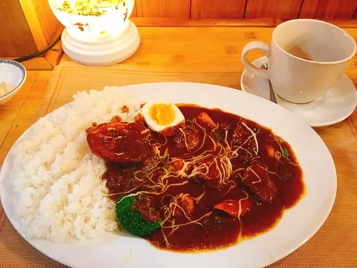 ホーチミンで日本風カレーを「CURRY SHIKA（カレーシカ）」