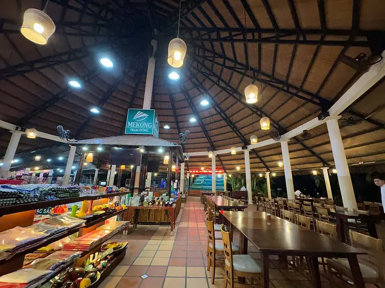 メコン ・レスト・ ストップ・ レストラン