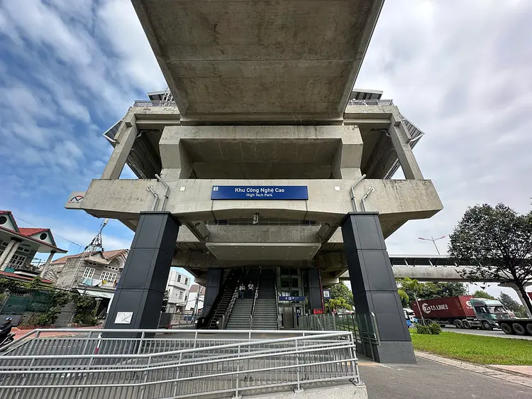 高度技術パーク駅／ホーチミンメトロ