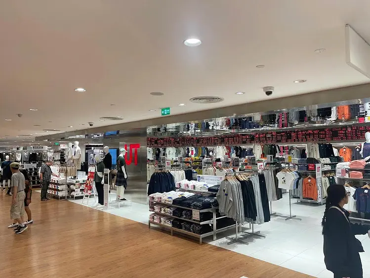 UNIQLO ・サイゴンセンターテンの写真1