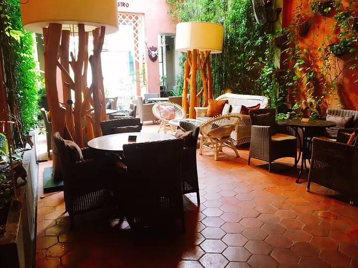 ホーチミン初心者におすすめ！ベトナム料理レストラン2店