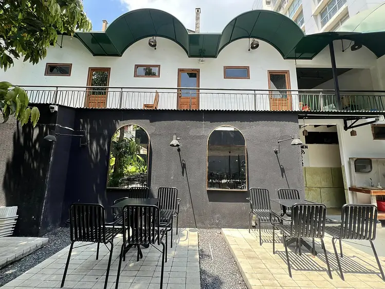 ビー・マインド・カフェ