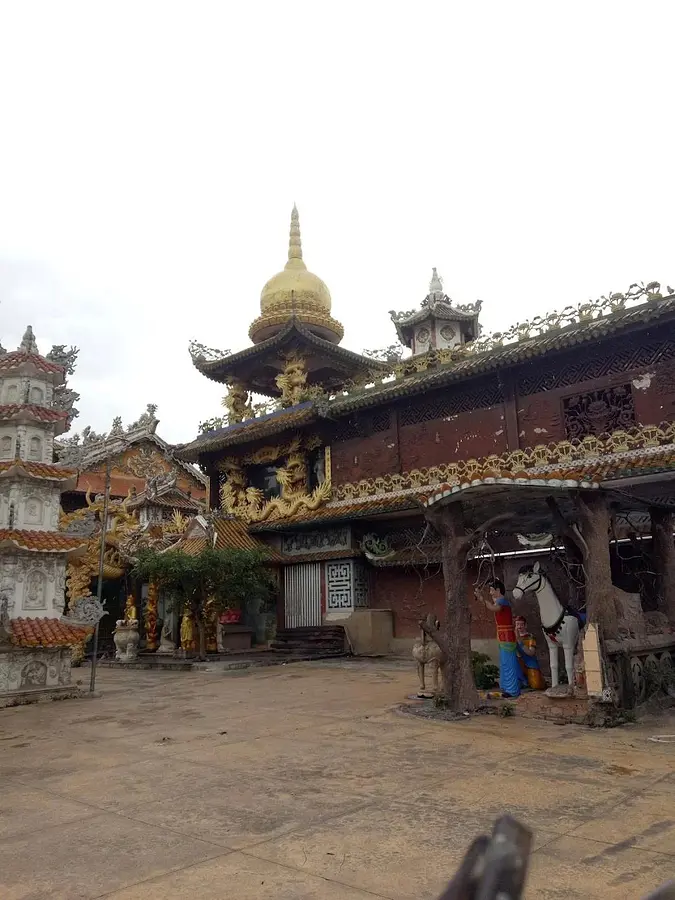 ビンズオン省の必見観光スポット10選｜自然と文化を満喫する週末旅行ガイド