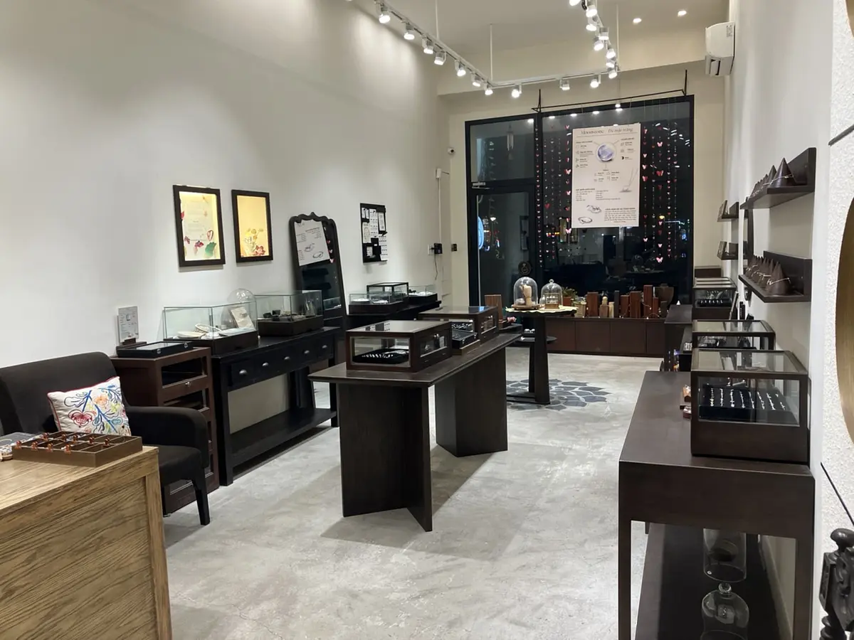 　ベトナムのシルバーアクセサリが買えるお店