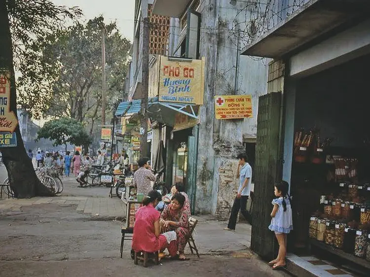 フォー・フォン・ビン