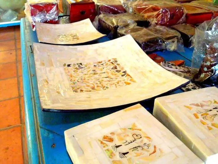 贈る相手も自分も喜べるベトナムのおみやげ