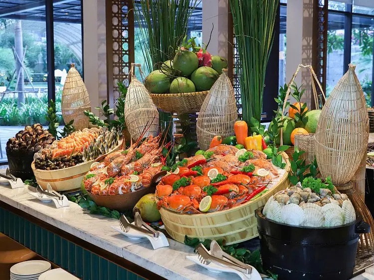 ザ キャンバス レストラン (Lotte Hotel Saigon)