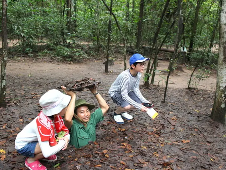 クチトンネル半日観光（昼食付）に行ってみた