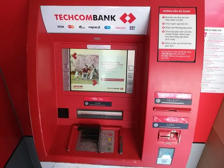 ベトナムのATMでのお金の引き出し方法（TECHCOM BANK）