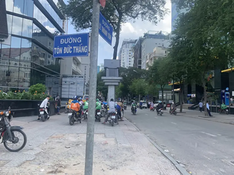 マテリアル カフェ ベトナム