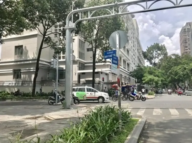 777 フットマッサージ