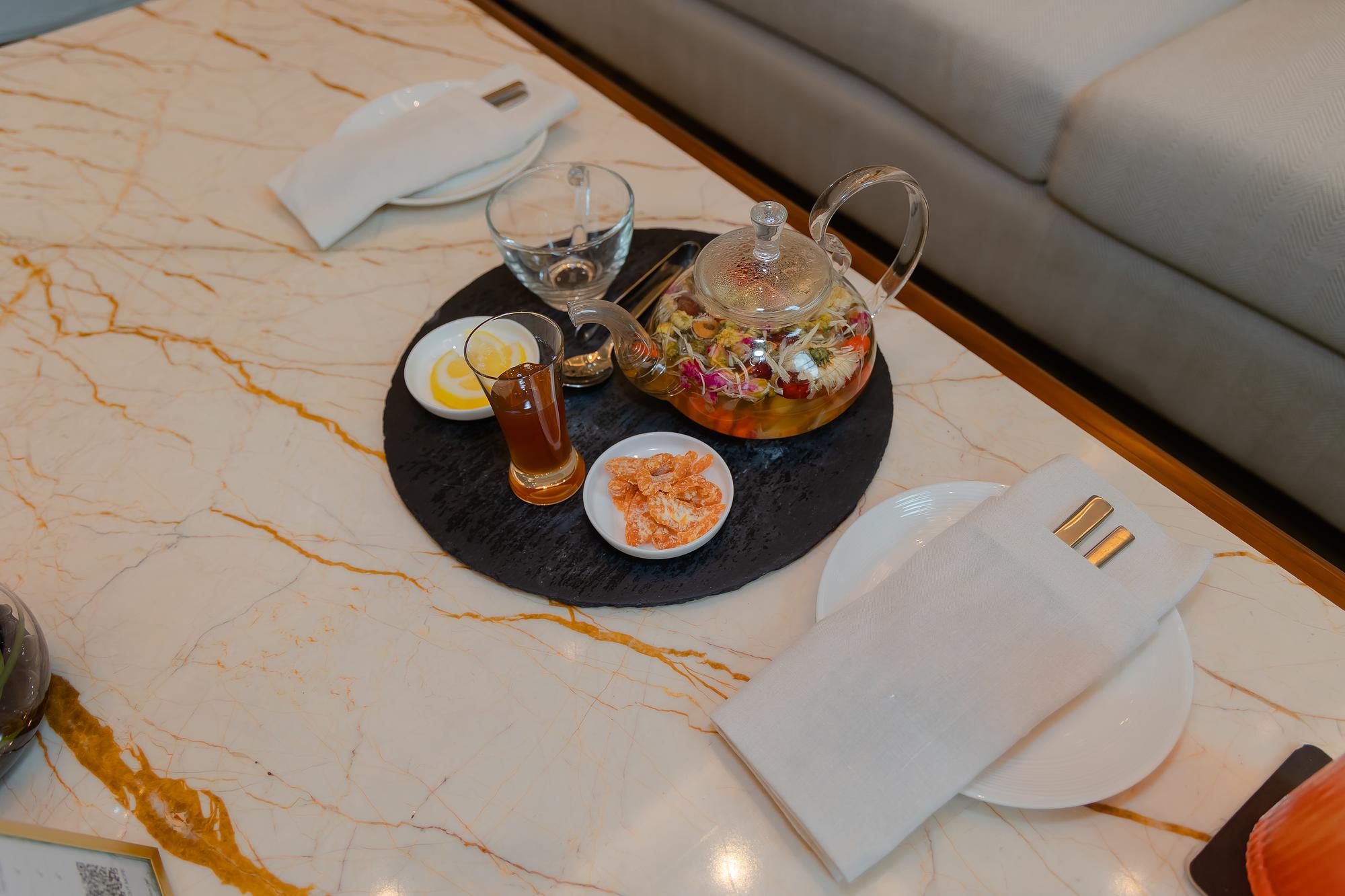 Thom Lounge アフタヌーンティー予約