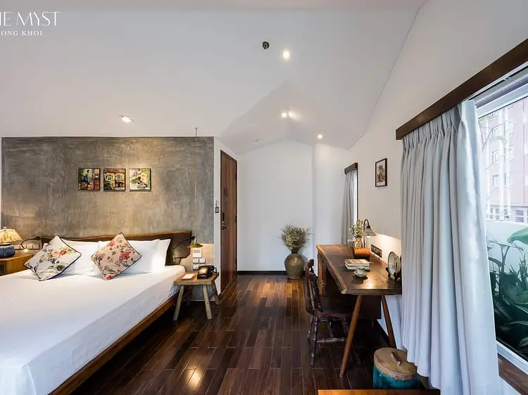 ザ・ミスト・ドンコイホテル (THE MYST DONG KHOI)