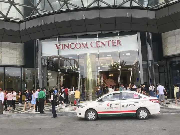 Land Mark81 そびえるホーチミン新名所！？