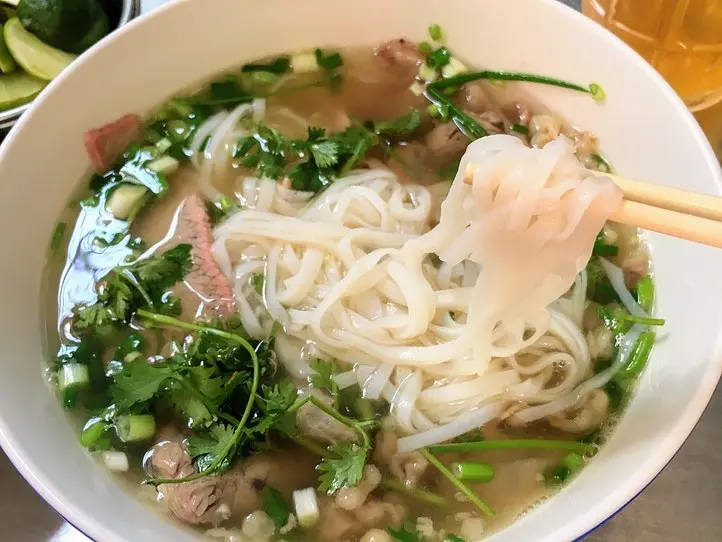 ベトナム人イチオシ！ハノイ風あっさりフォー店～Pho Dau(フォー・ヤウ)～