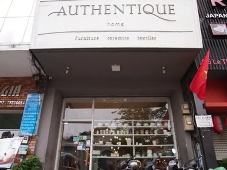 オーセンティック・ホーム