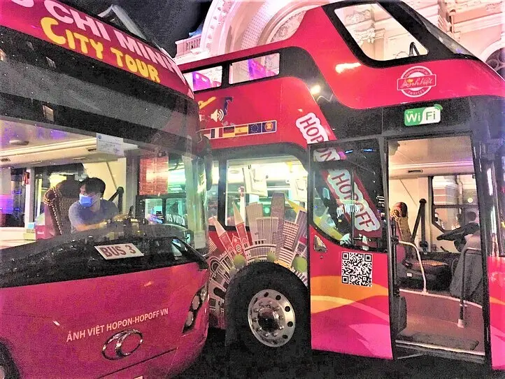 2階建て観光バスでホーチミンの主要スポットを巡ろう！