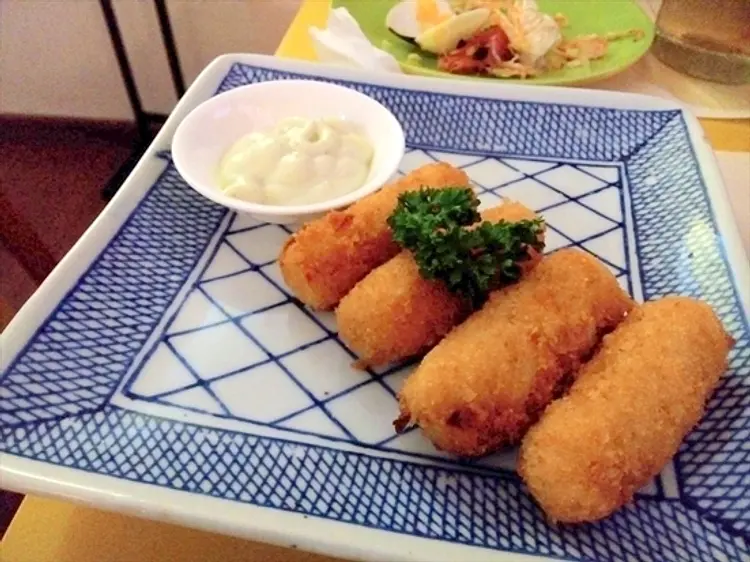 タパス サイゴン