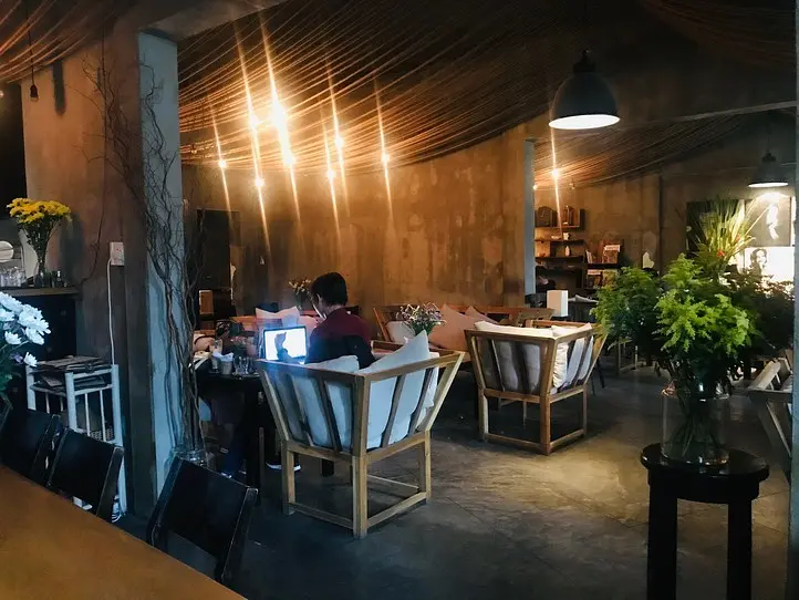 シックな音楽が流れるくつろぎカフェ！ホーチミンの騒がしさを忘れる～She Cafe