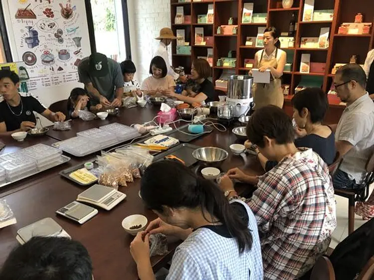 サイゴン・ブルー・トラベル