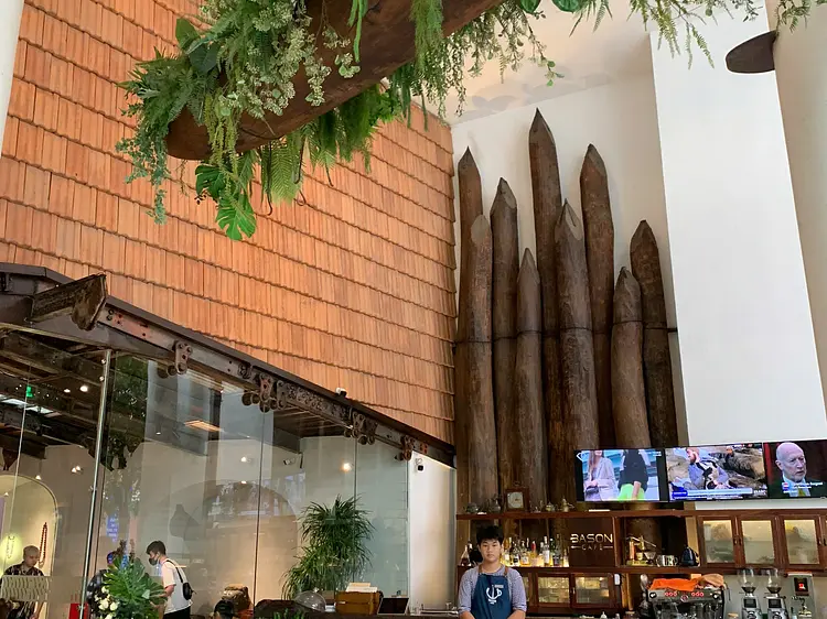 ザ・ミスト・ドンコイホテル (THE MYST DONG KHOI)