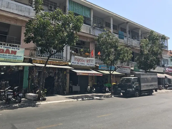 ゴマ風味の坦々麺風フォーがやみつき！ベトナム麺料理を食べよう～Quoc Ky